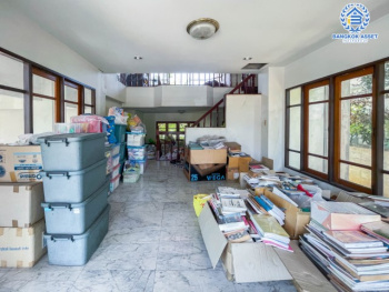 *****บ้านเดี่ยวมือสองเข้าเมืองสะดวก ม.บ้านสวยริมธาร3 พุทธมณฑล สาย3 เนื้อที่กว้างขวางถึง 73.2 ตร.ว. ฟังก์ชัน 3 ห้องนอน 3 ห้องน้ำ 2 ที่จอดรถ บ้านสภาพดี โครงการดี สามารถเข้าอยู่ได้เลย บนทำเลแห่งการเดินทาง เชื่อมต่อหลายเส้นทาง